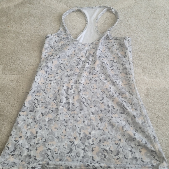 Tanktop - Picture 6 of 6